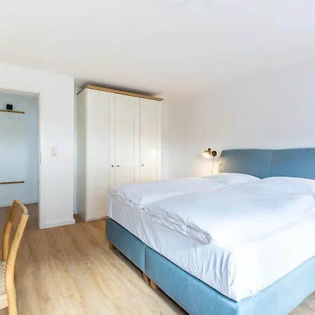 Boddenraeuber 4 *